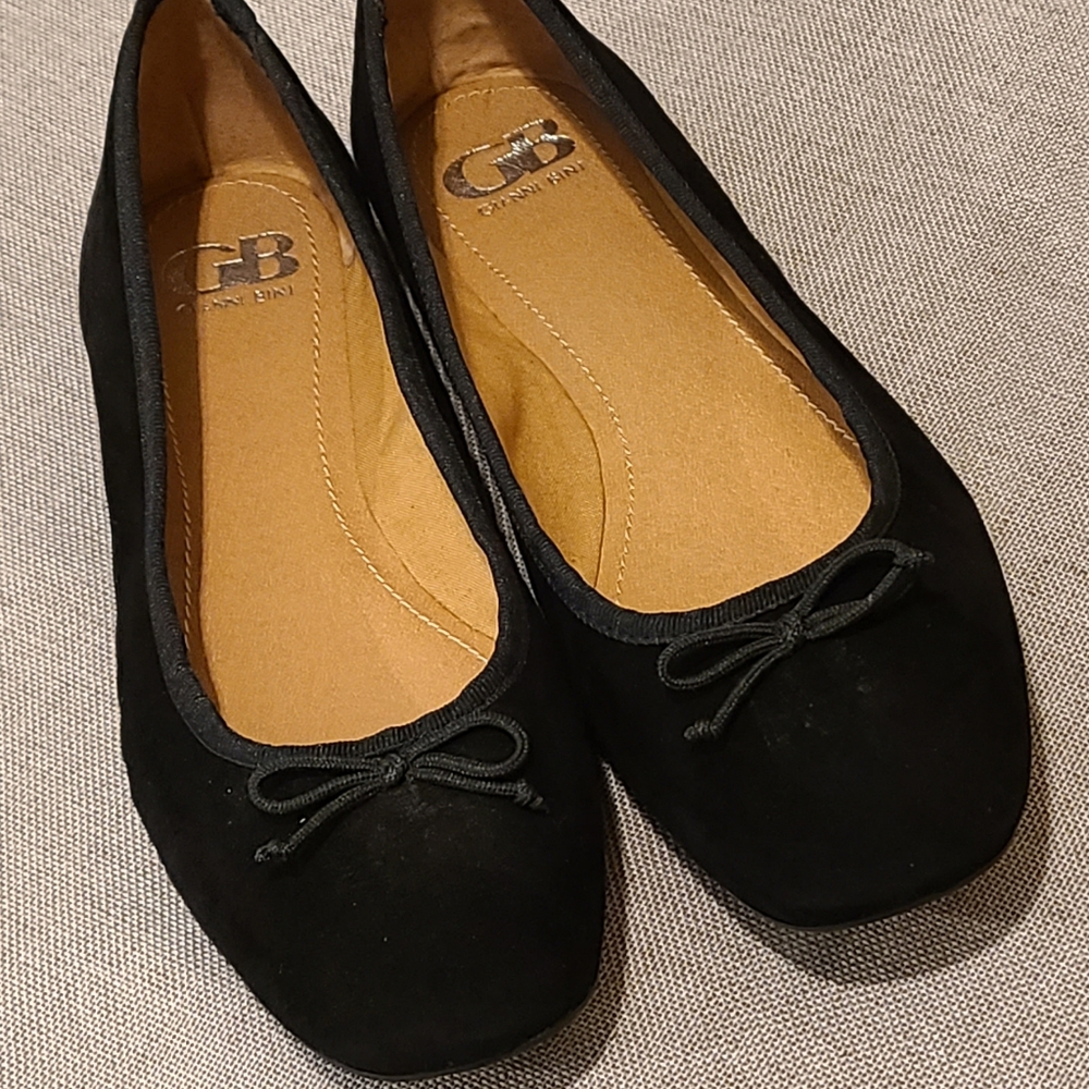 Gianni Bini Black Velveteen Ballerina Flats with Bows Size 8M
